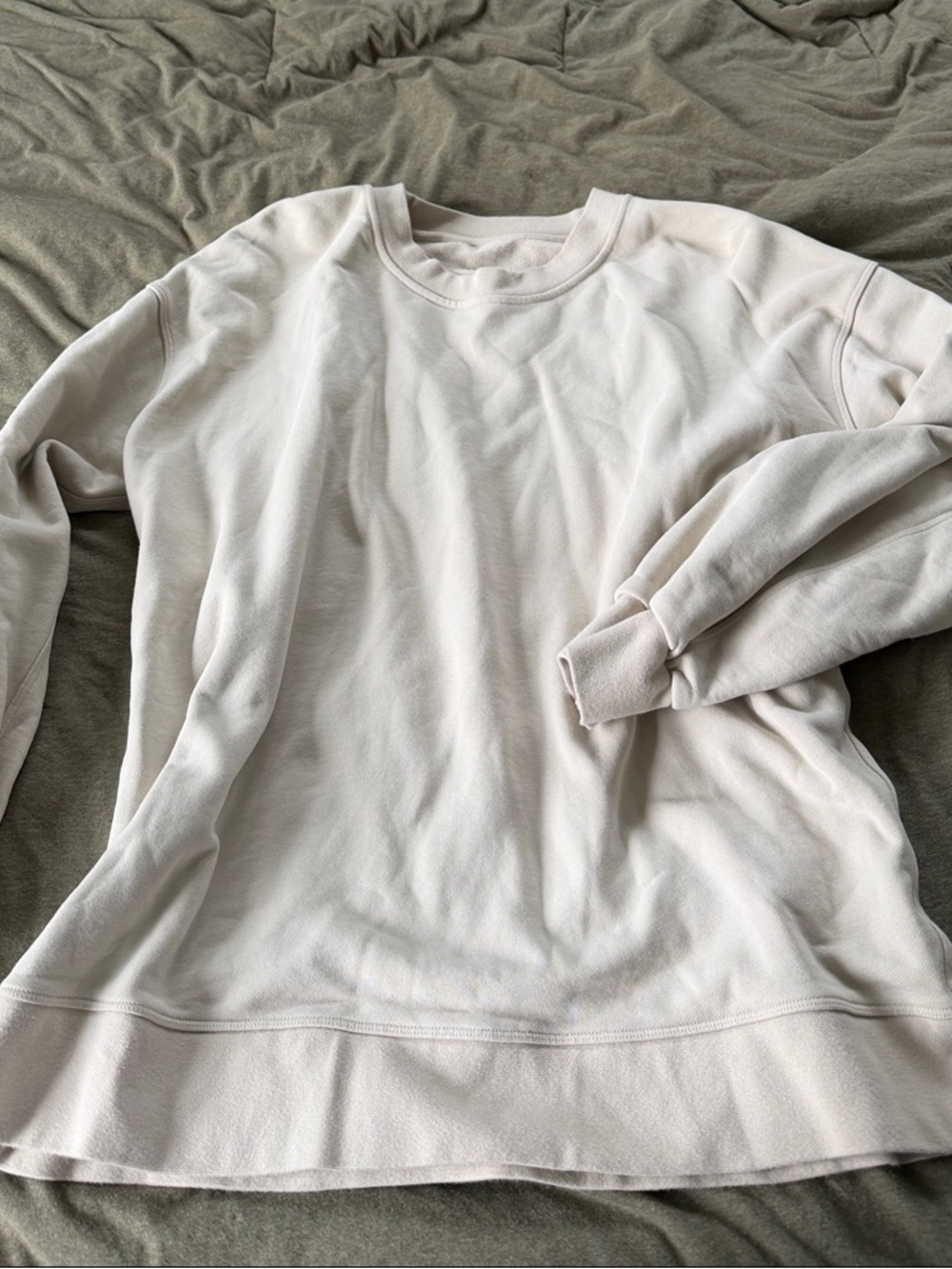 Lululemon Cream Crewneck Sweatshirt size 8